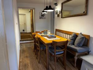 Posezení v ubytování Ferienwohnung Gartenglück