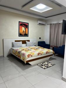 Postel nebo postele na pokoji v ubytování Souad Résidence