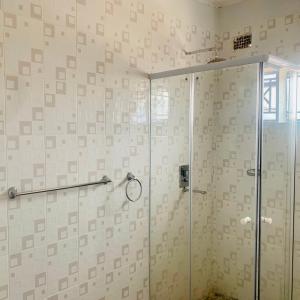 Ένα μπάνιο στο Framans Holiday Home +25 φωτογραφίες