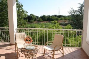 A balcony or terrace at Villa Isabella
