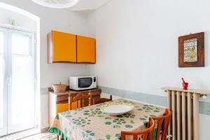 A kitchen or kitchenette at Villa Isabella Még 24 kép