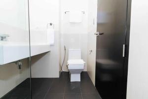 Koupelna v ubytování Maxx Hotel Makati