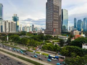 Cảnh Jakarta hoặc tầm nhìn thành phố từ căn hộ
