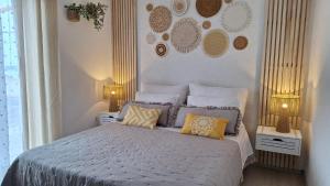 Postel nebo postele na pokoji v ubytování Apartments Teo 1