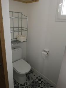 Koupelna v ubytování La petite maritaise du petit bois