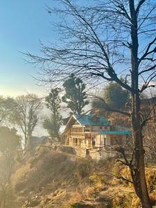 Fotografie z fotogalerie ubytování Flüstern Homestay v destinaci Nagar