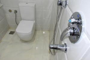 Amoaj hotel فندق امواج的一间浴室