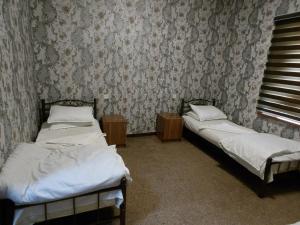 Gallery image of UHUM GUESTHOUSE nuratau mountain in Kyzylkumskiy