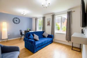 Istumisnurk majutusasutuses Clover Apartment - Sleeps 5 - Free Parking, Self-Check-In, Fast Wifi and Sky TV by Yoko Property