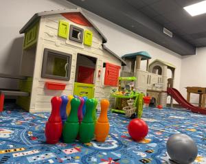 Detský klub v ubytovaní Karpacki & SPA - blisko wyciągu, Restauracja, Sala Zabaw, Bar 24h