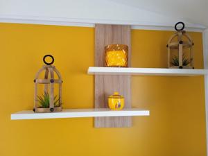 Gallery image of MOBIL-HOME TOUT CONFORT, 3 CHAMBRES, Domaine de Kerlann in Pont-Aven +23 photos