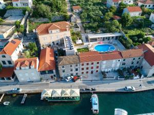 Bazén v ubytovaní Orka Apartments alebo v jeho blízkosti + 37 fotografií