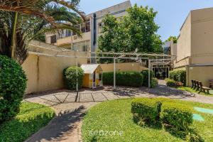 Taman di luar Belo Apartamento c/ Churrasqueira em PoA RPS0460