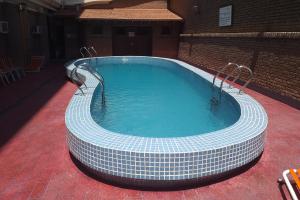 A piscina localizada em Grand Hotel Balbi ou nos arredores