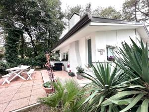 Vonkajšia záhrada v ubytovaní Villa Amedea