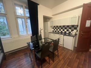 Kuchyň nebo kuchyňský kout v ubytování Summer apartment