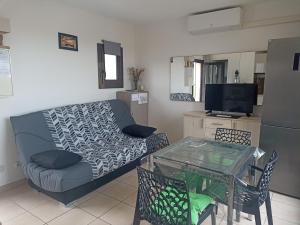 Posedenie v ubytovaní Cap d'Agde Port Lano T2 clim, piscine, tennis et parking