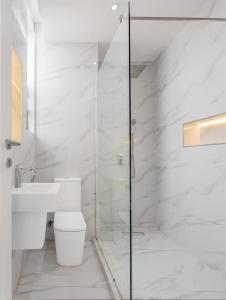 Koupelna v ubytování The Nook