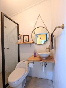 O baie la Artisanal-Casa in the Center of San Cris