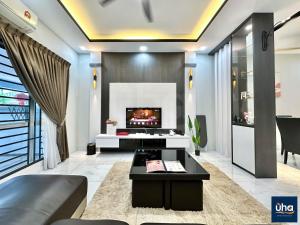 Televisyen dan/atau pusat hiburan di Nusa Sentral By RR JBcity
