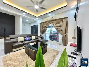 Televisyen dan/atau pusat hiburan di Nusa Sentral By RR JBcity