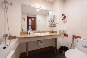 Vannituba majutusasutuses A25 Hotel - 26 Hàng Nón