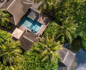Bazén v ubytování Anantara Mai Khao Phuket Villas nebo v jeho okolí