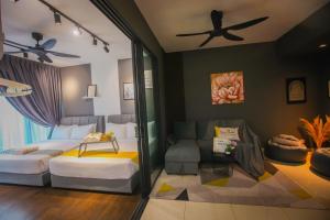 Postel nebo postele na pokoji v ubytování Almas suites Iskandar Johor By The One + 35 fotografií