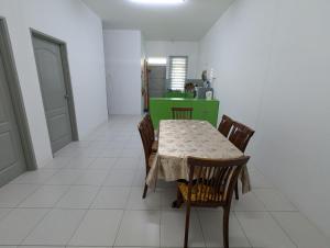 Fotografie z fotogalerie ubytování HOMESTAY IBUNDA Sabak Bernam v destinaci Sabak Bernam