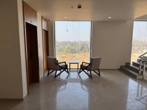 Hotel Madhukta Inn的休息区