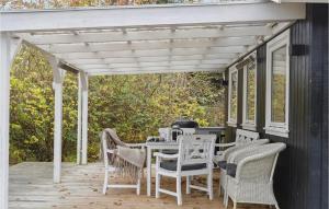 Zahrada ubytování 3 Bedroom Pet Friendly Home In Hornbæk
