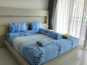 En eller flere senge i et værelse på Luxury spacious 3 bdr apartment Pandora residence + 20 billeder