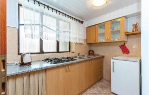 Gallery image of Cozy Apartment In Jadranovo in Jadranovo