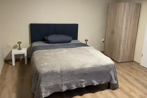 Gallery image of Gemütliche Appartement 5 - mit Küche und Bad zur Eigennutzung -Schuster Homes- in Vechelde