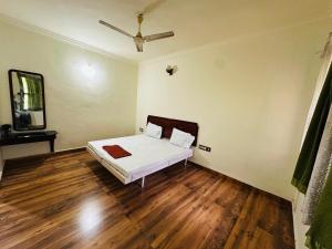 Gallery image of Athens Hotel in Alleppey