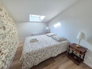 Postel nebo postele na pokoji v ubytování Maison Sèvremont 6/8pers à 10min du Puy du Fou