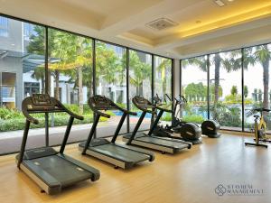Fitness centrum a/nebo fitness zařízení v ubytování Sunway GRID Residence SunwayXpark BigBox By Stayrene