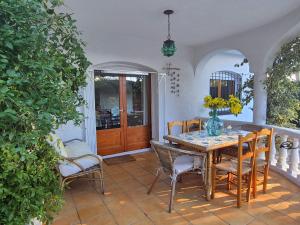 En terrasse eller udendørsområde på Casa Buganvilla