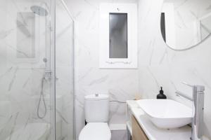 Kúpeľňa v ubytovaní Apartamento NUEVO con encanto en SAGRADA FAMILIA