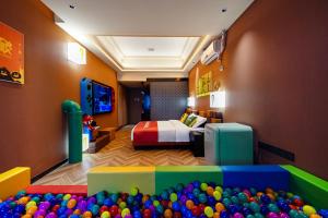 Cama o camas de una habitación en Super Time Monster Esports Hotel Shenzhen Nanshan Subway Station Branch