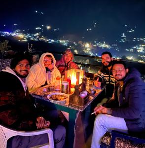 Hosté ubytování Flüstern Manali