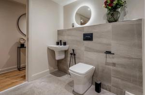 Ένα μπάνιο στο Chic 1 Bed Apartment, Leeds City Centre +4 φωτογραφίες