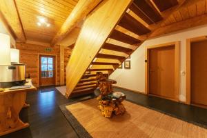 Mynd úr myndasafni af Standard 2 - Heiti Lodge í Gsteig