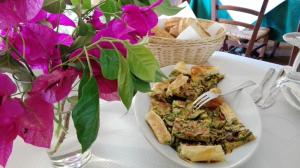 Makanan di atau berdekatan penginapan di ladang