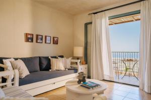 Гостиная зона в Village Heights Resort +81 фотография