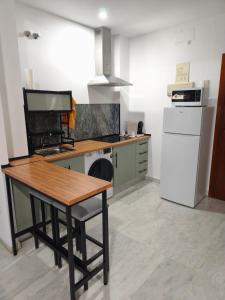 Η κουζίνα ή μικρή κουζίνα στο Apartamento FIBES II edificio LUX SEVILLA