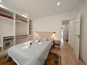 Postel nebo postele na pokoji v ubytování Tomás Paredes, Vigo, 3 habitaciones