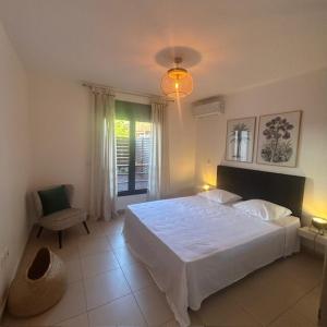 Ένα ή περισσότερα κρεβάτια σε δωμάτιο στο Appartement 1 chambre accès plage à 50m à pied