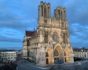 Photo de la galerie de l'établissement Lundy - Center - Cathedral, à Reims