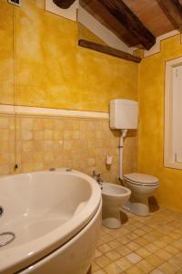 Koupelna v ubytování B&B il Fornello a Padernello